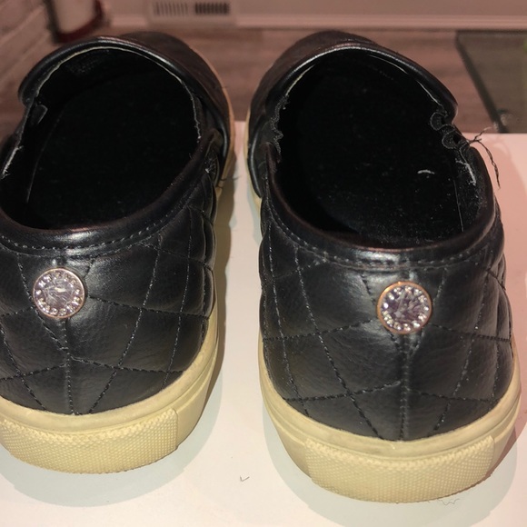 Steve Madden slip on shoes - Picture 3 of 5